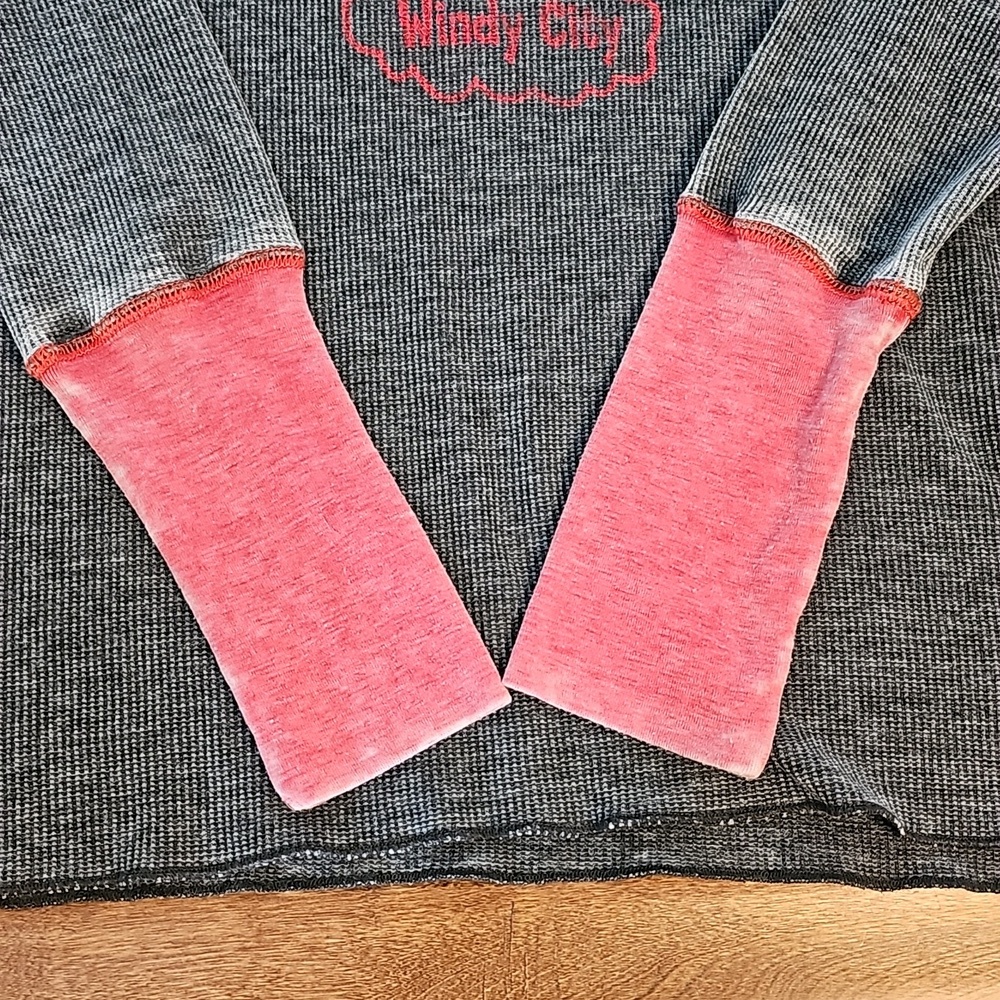 NWT: Chicago Bulls thermal shirt size L - Picture 4 of 14